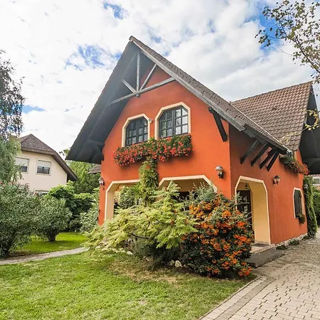 In - Balaton 19988 Apartment